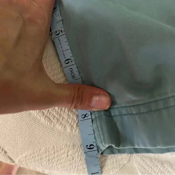 Nautica “Clipper” shorts in the best blue! Size 30. Relax fit. Great condition - Picture 4 of 7